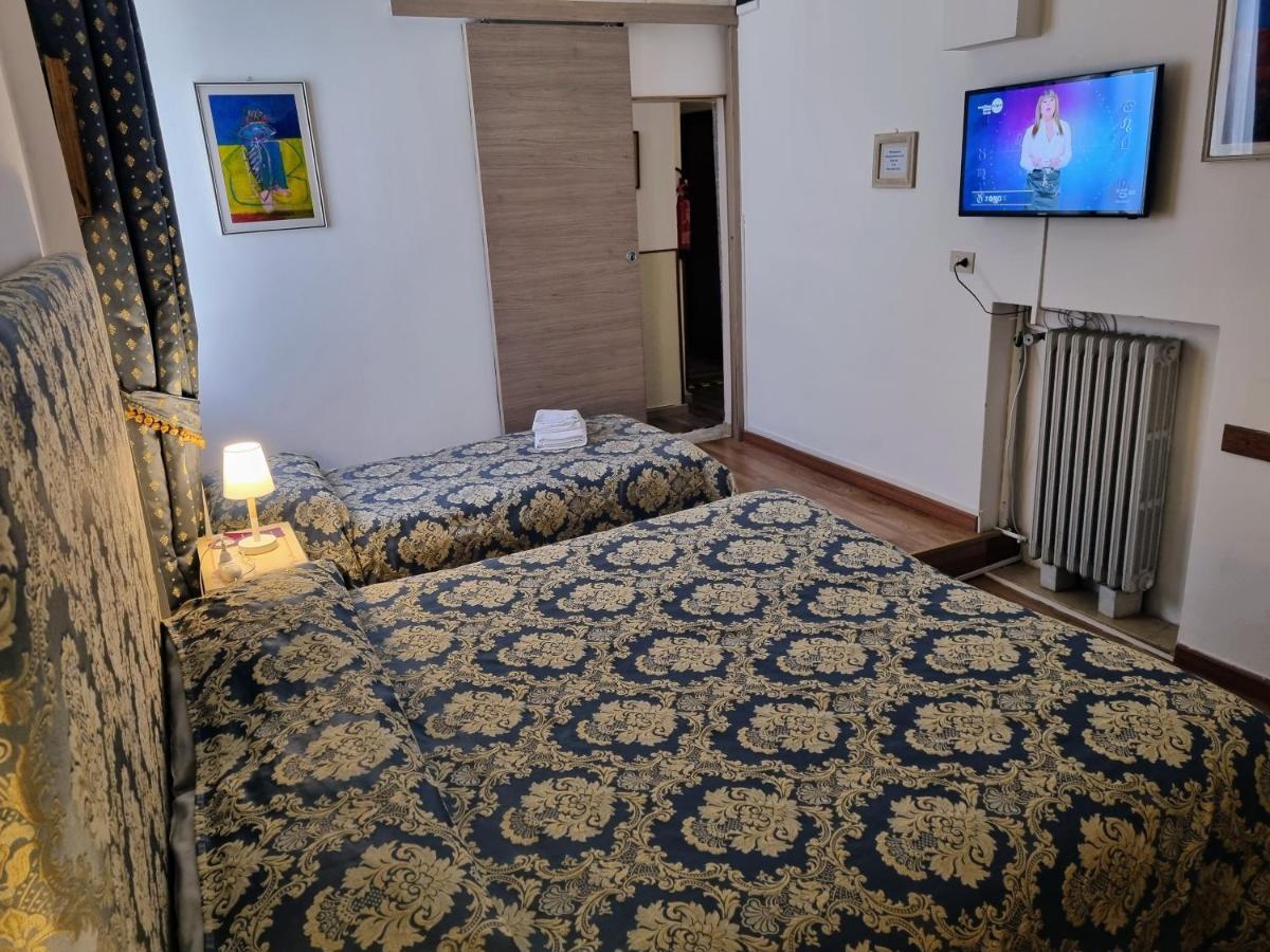 Hotel Casa Peron *