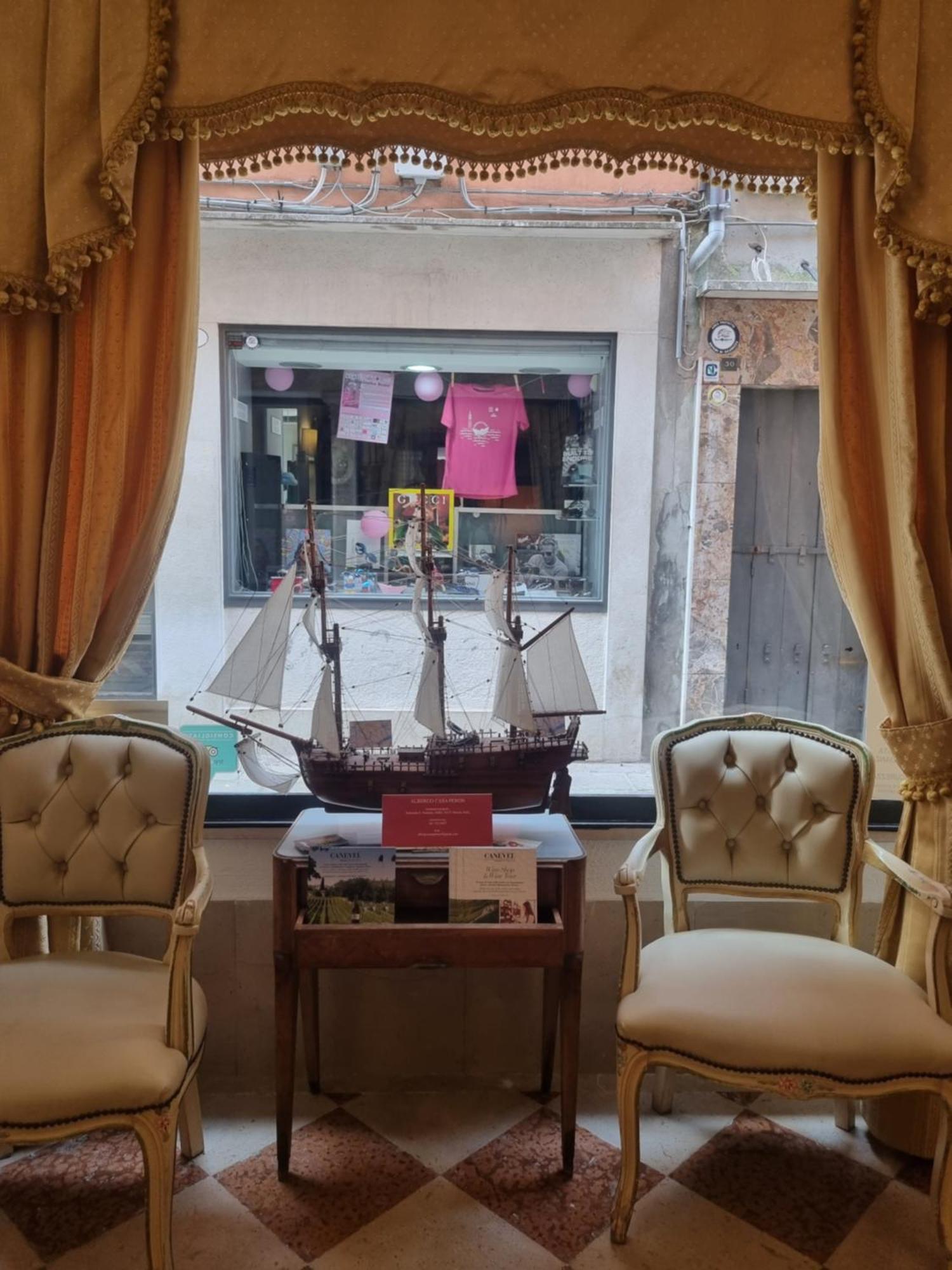 Hotel Casa Peron