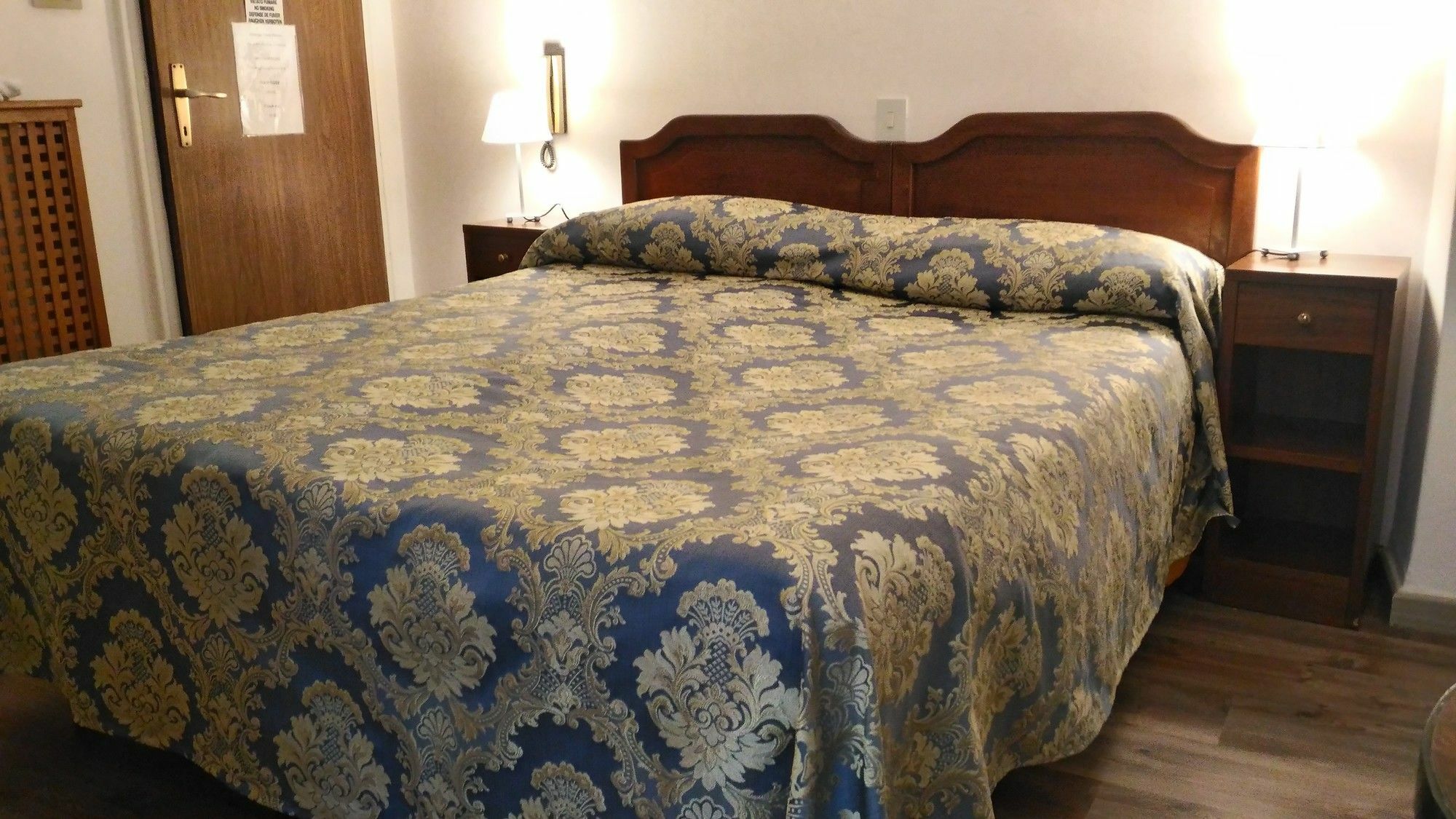 Hotel Casa Peron